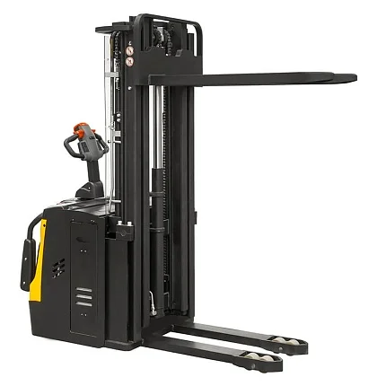 Штабелер электрический самоходный SMARTLIFT ES16-RS (г/п 1600 кг; 4,5 м; 24В / 280Ач)