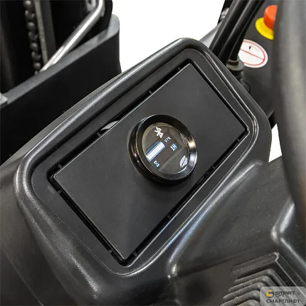 Вилочный погрузчик электрический трёхопорный СМАРТЛИФТ (SMARTLIFT) EFS151 (г/п 1500 кг; 4,5 м; li-ion 48В / 150Ач)