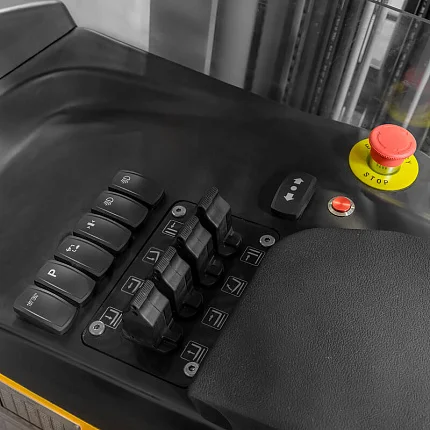 Ричтрак SMARTLIFT MFZ-L16M (г/п 1600 кг; 8,5 м; li-ion 48В / 300 Ач)