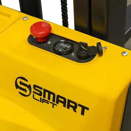 Штабелер электрический самоходный SMARTLIFT CDD12A (г/п 1200 кг; 3 м; 24В / 85Ач) 