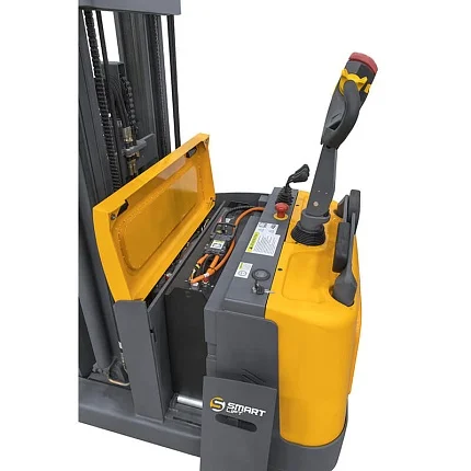 Штабелер самоходный с противовесом SMARTLIFT CQD15R